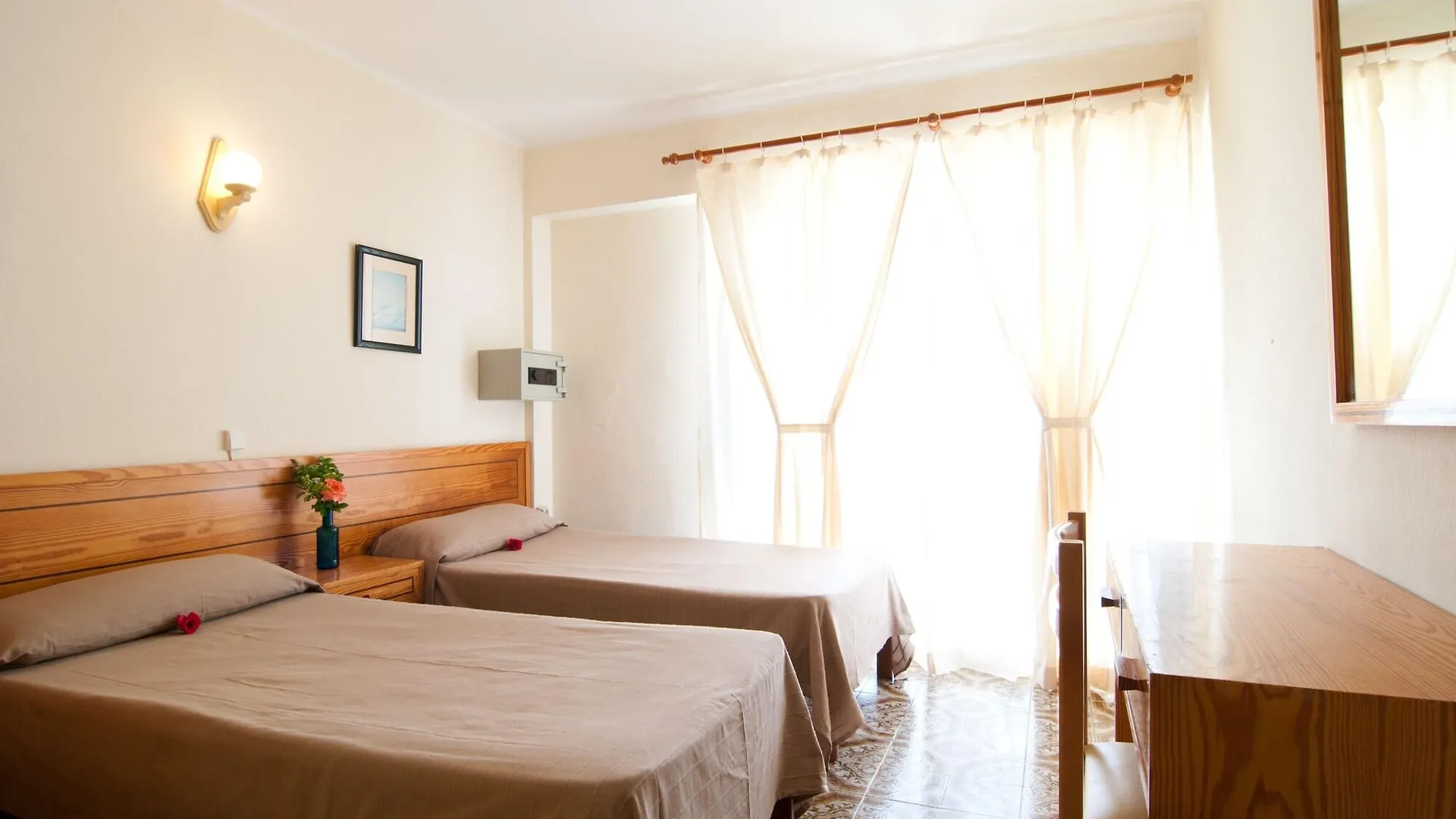 Hostal Montesol Cala Ratjada  Espagne