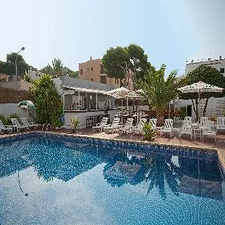 Hostal Montesol Cala Ratjada  Maison d'hôtes